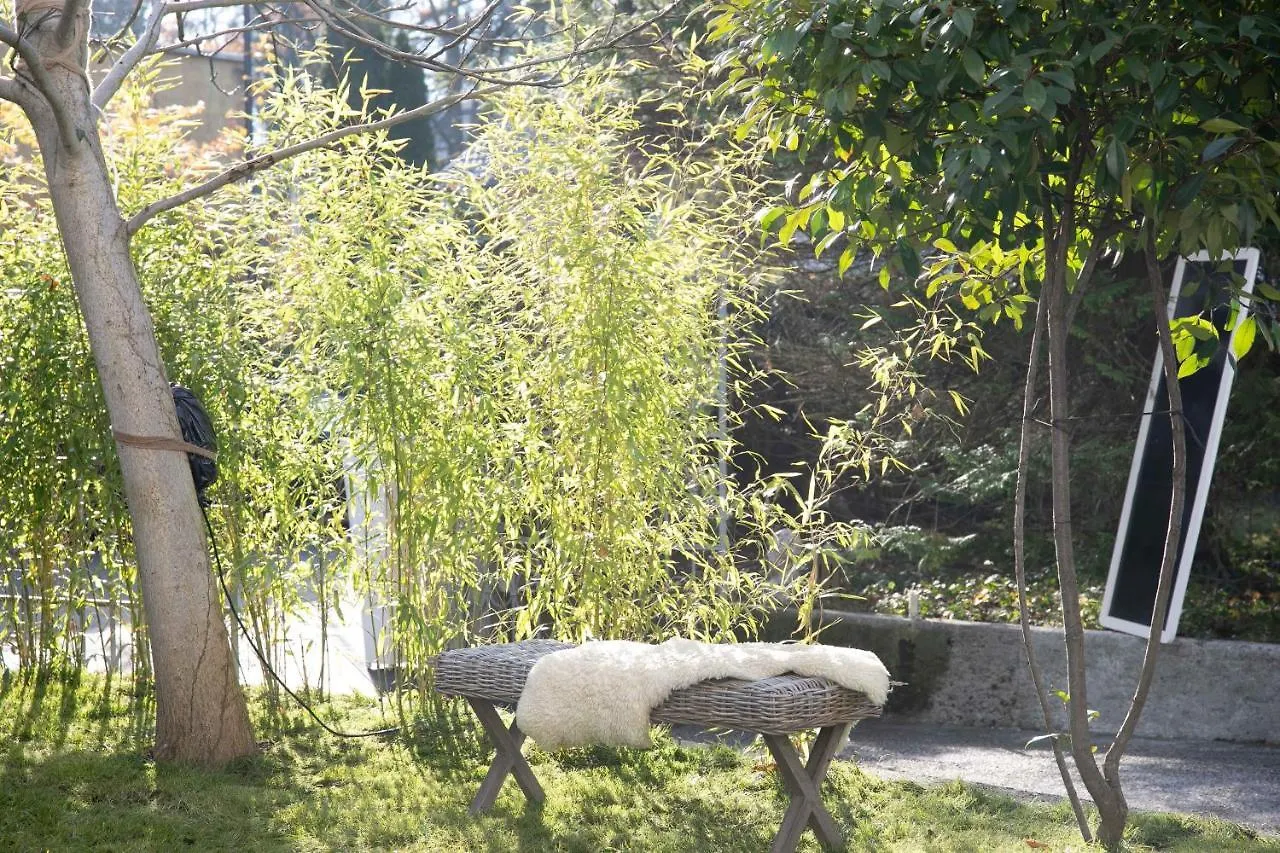 Family Wellhouse Green Garden Direct In Salzburg, Sunny Big Garden, Up To 16 Pax, Bikes For Free, Bbq, Sunbeds, Parking For Free, 15 Min Sound Of Music Villa Salzburgo