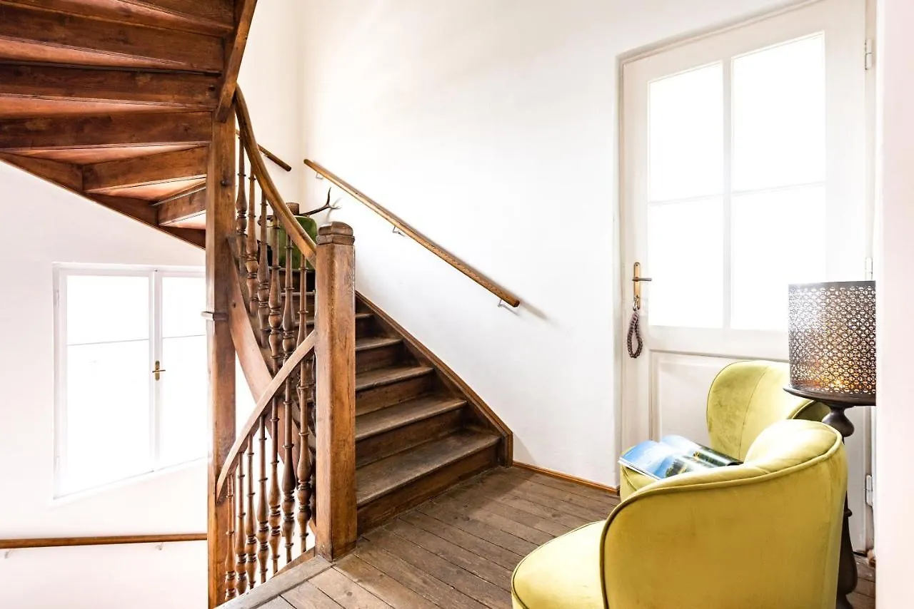 Villa Family Wellhouse Green Garden Direct In Salzburg, Sunny Big Garden, Up To 16 Pax, Bikes For Free, Bbq, Sunbeds, Parking For Free, 15 Min Sound Of Music