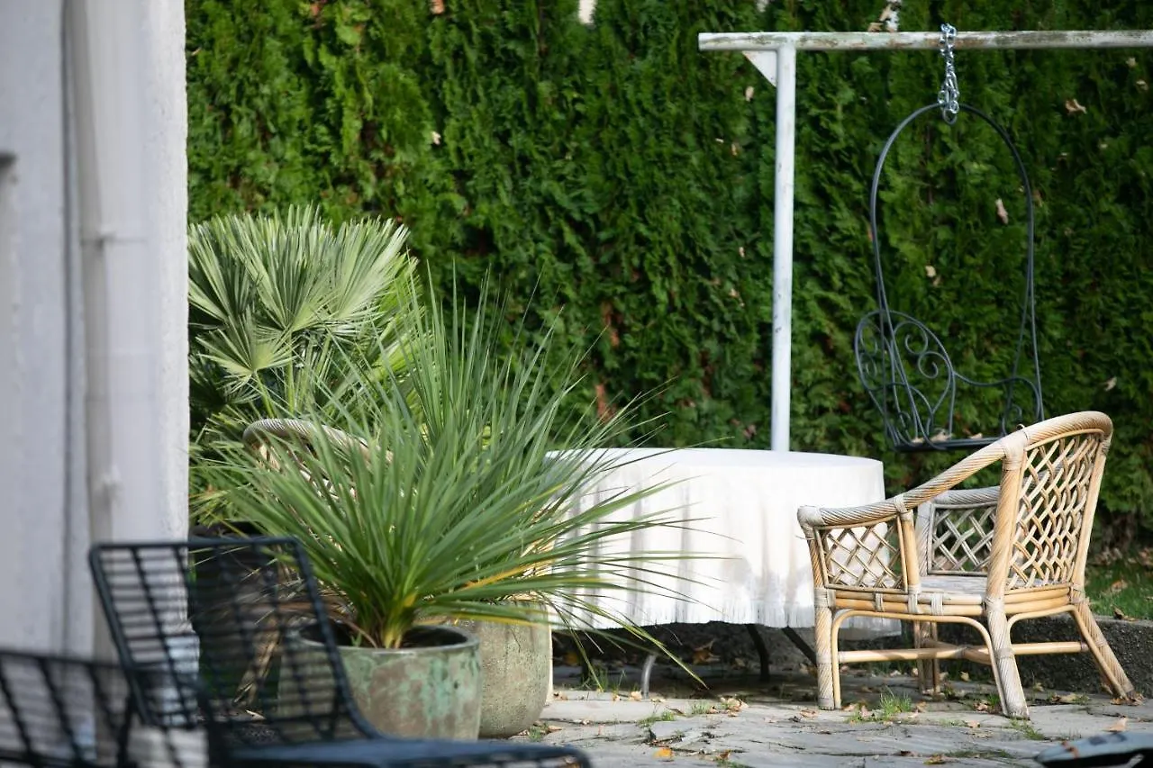 Family Wellhouse Green Garden Direct In Salzburg, Sunny Big Garden, Up To 16 Pax, Bikes For Free, Bbq, Sunbeds, Parking For Free, 15 Min Sound Of Music 0*, Salzburgo