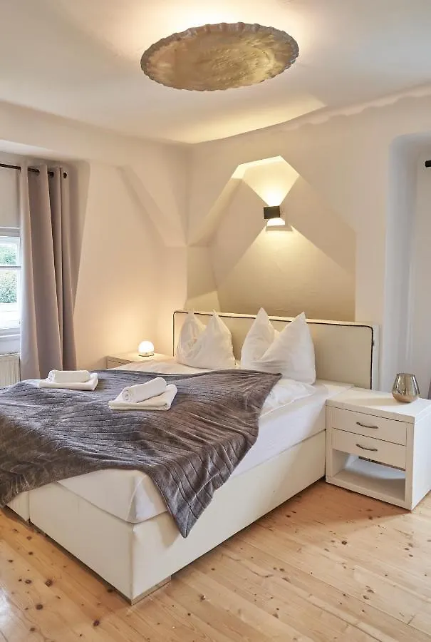 Family Wellhouse Green Garden Direct In Salzburg, Sunny Big Garden, Up To 16 Pax, Bikes For Free, Bbq, Sunbeds, Parking For Free, 15 Min Sound Of Music